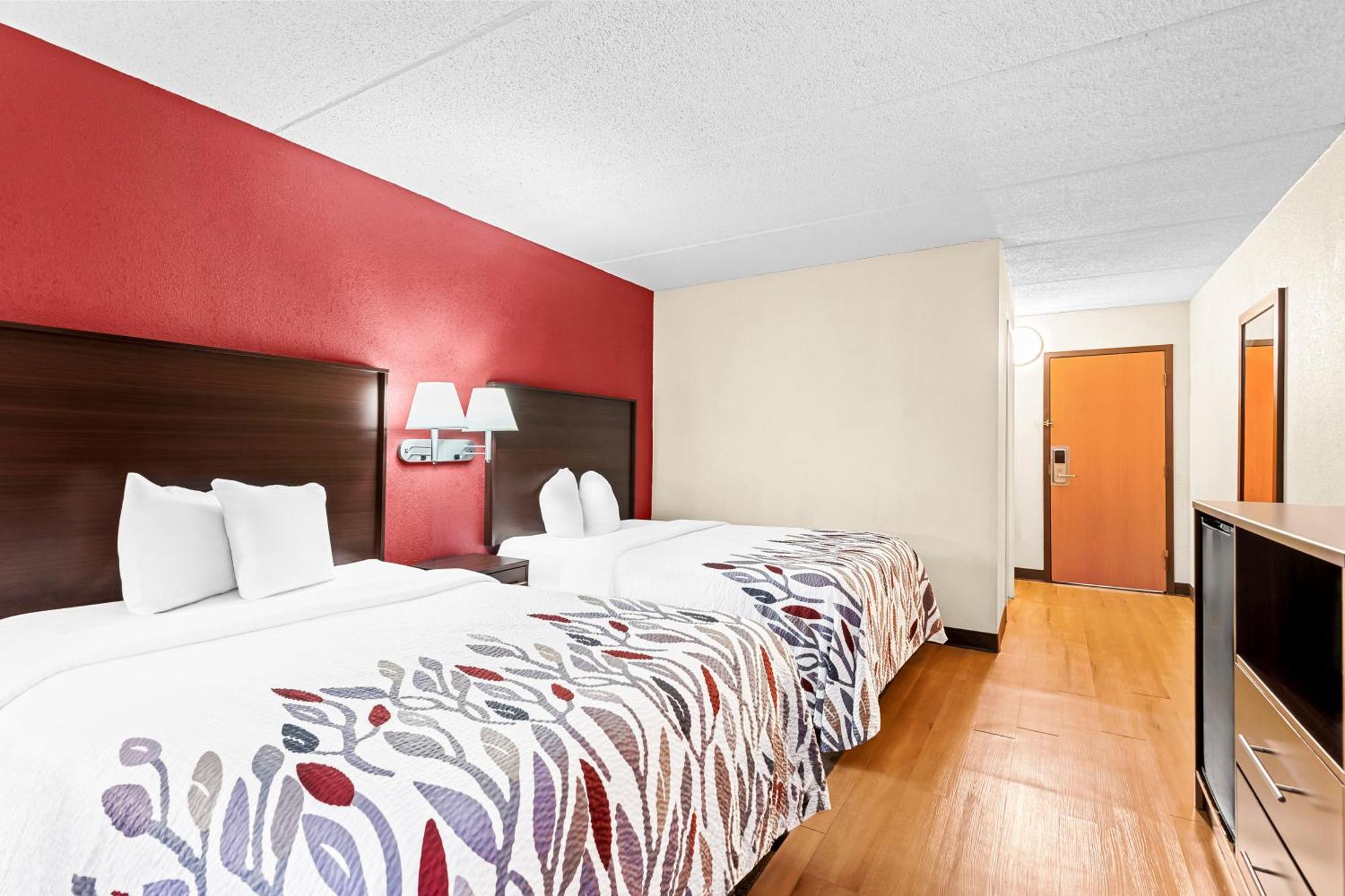 Red Roof Inn Cortland Buitenkant foto